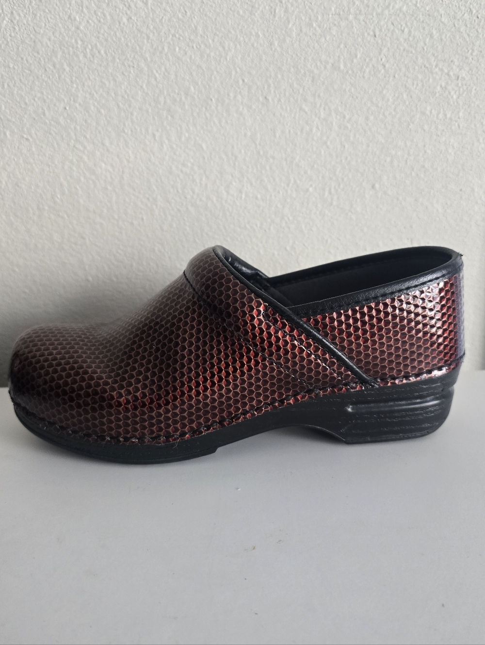 Dansko XP Clogs Brown Rust Color Anaconda Women's 39 - Picture 3 of 10